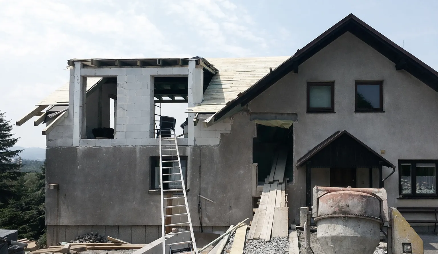 Przykład nadbudowy, rozbudowy lub przebudowy istniejącego domu
