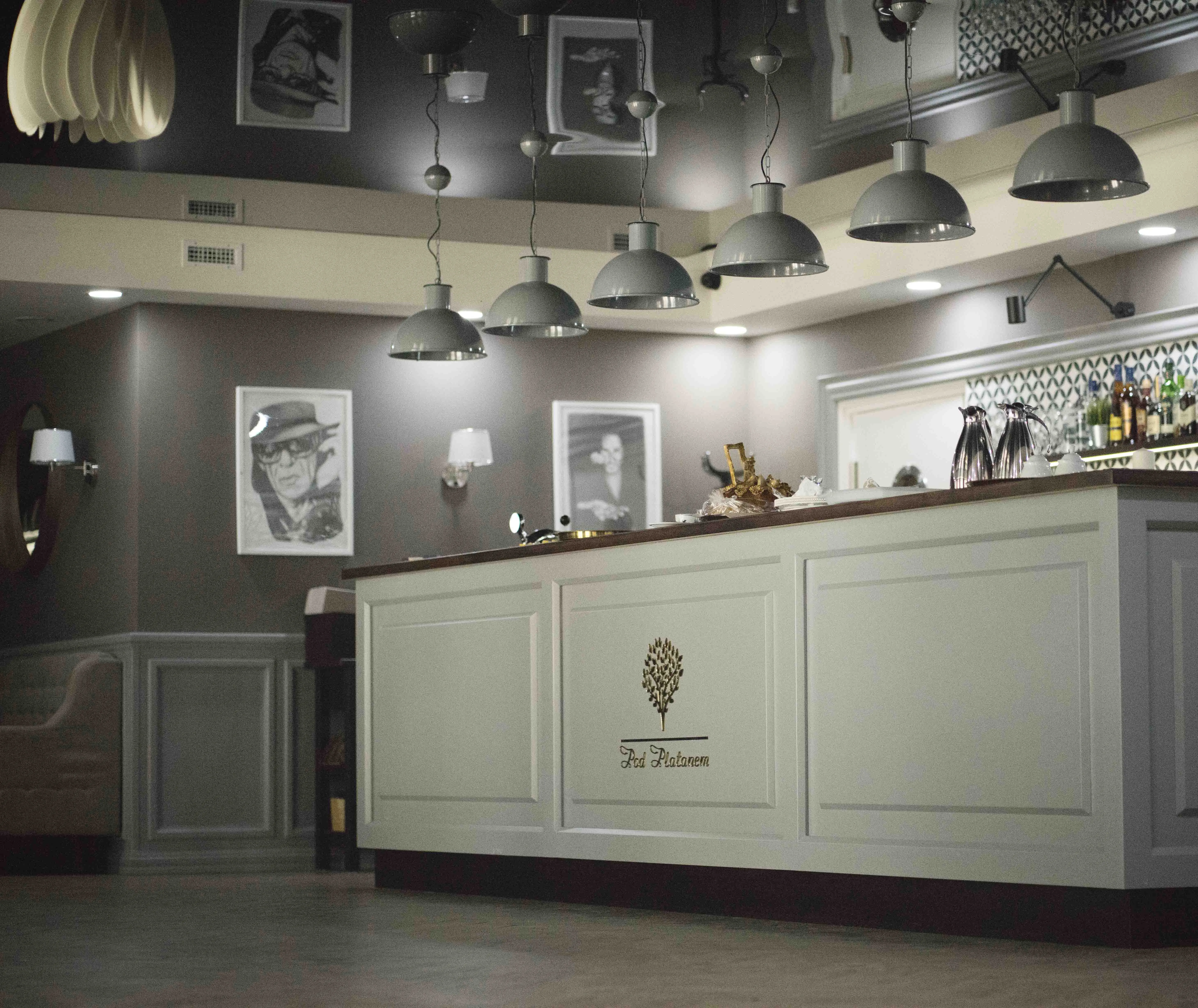Wnętrze restauracji – wizualizacja 3D i materiały | projekt usługowy